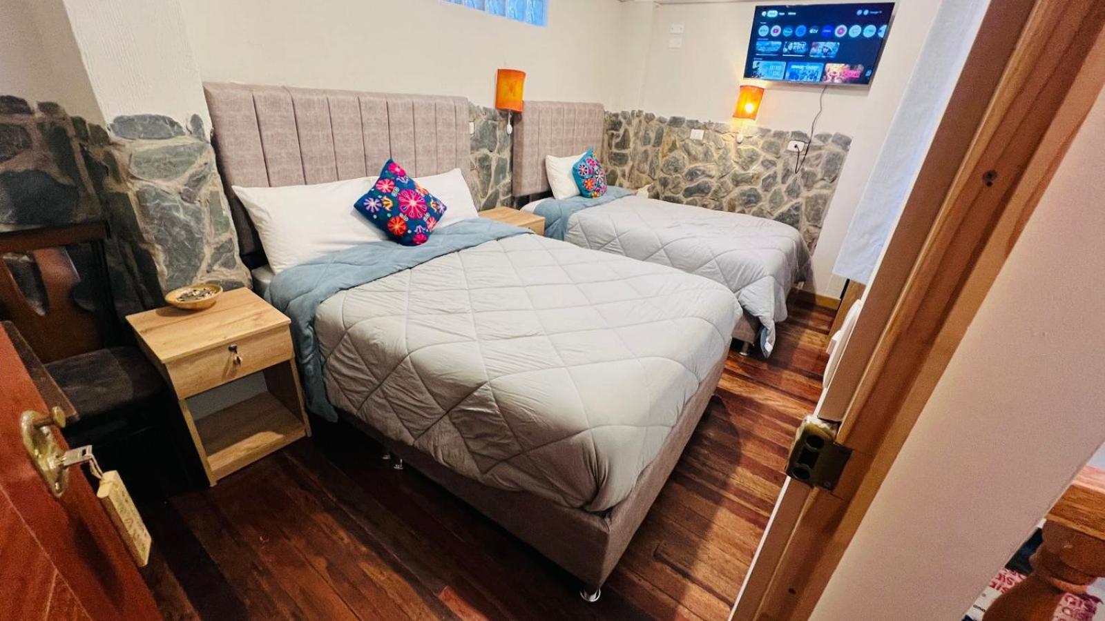 Intikilla Hostal Ollantaytambo Zewnętrze zdjęcie
